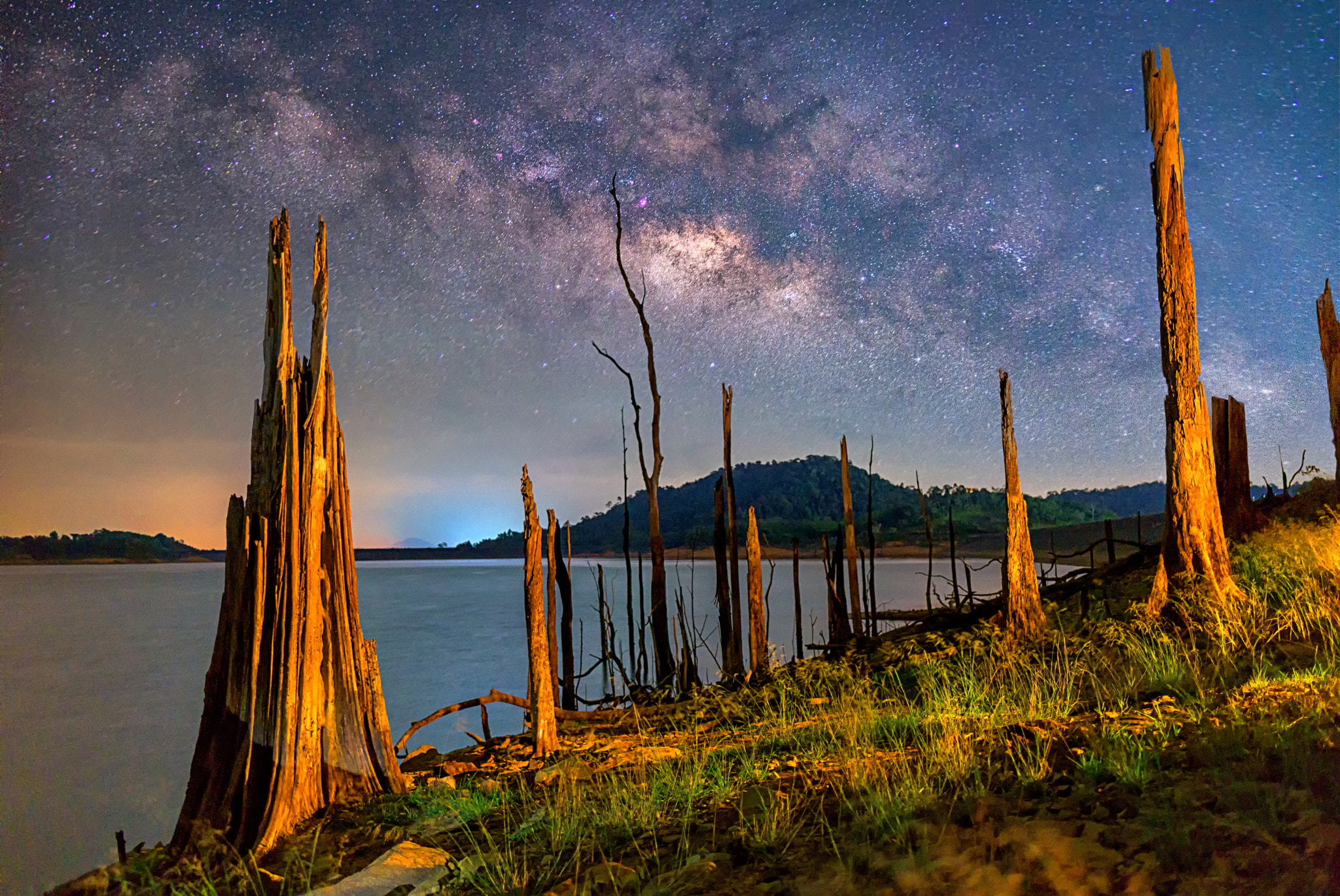 Nikon D750 + AF-S Nikkor 35mm f/1.8G sample photo. Milky way galaxy, night sky with on dam photography