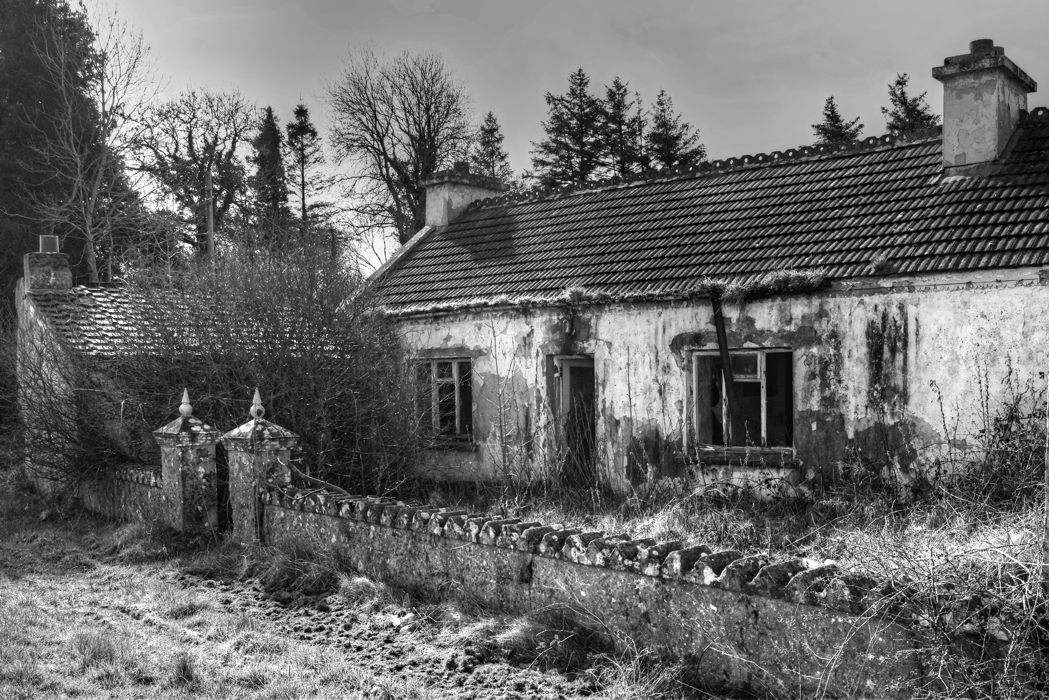 18.00 - 55.00 mm f/3.5 - 5.6 sample photo. Old house ii photography