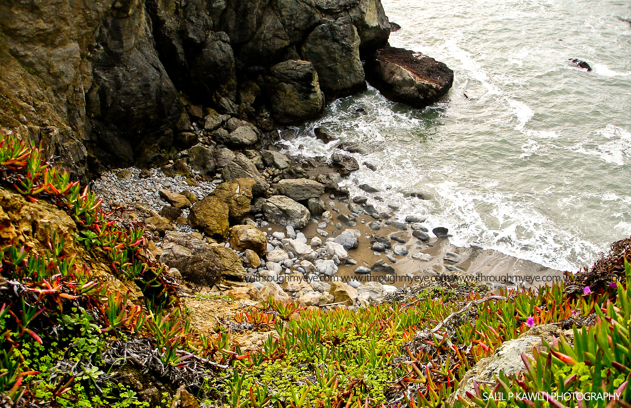 Sony DSC-W7 sample photo. Looking down at the beach photography