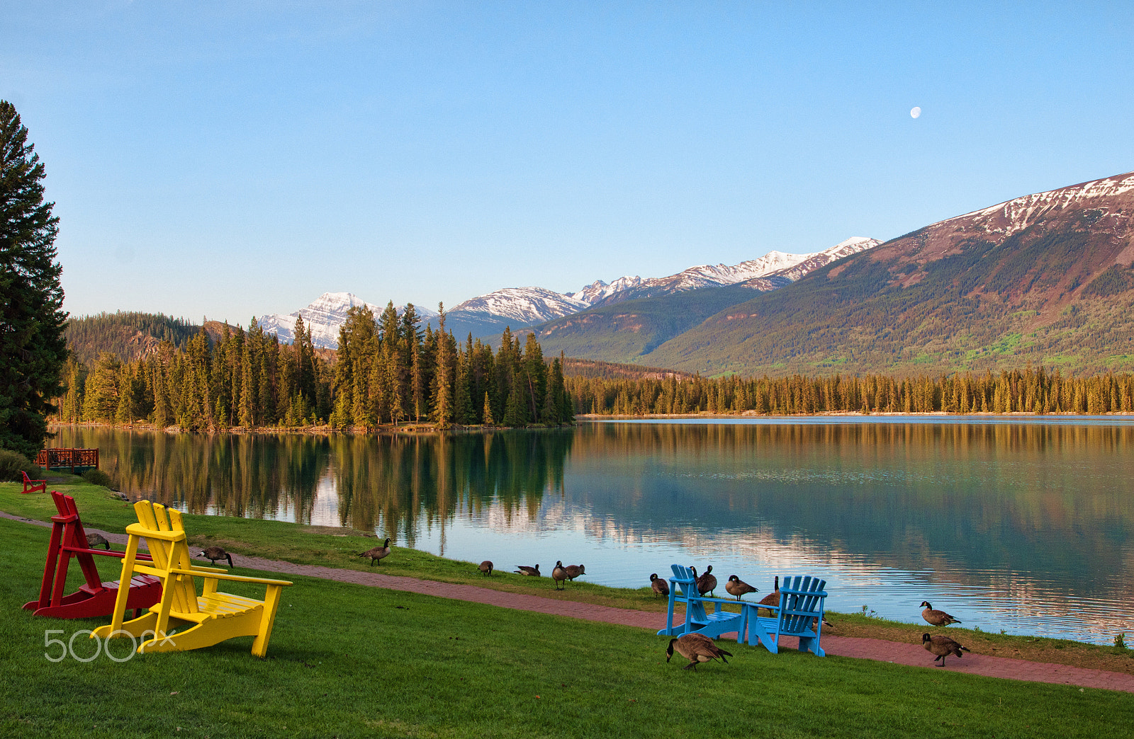 Sony Alpha DSLR-A700 + Sigma 17-70mm F2.8-4.5 (D) sample photo. Jasper, alberta, canada. photography