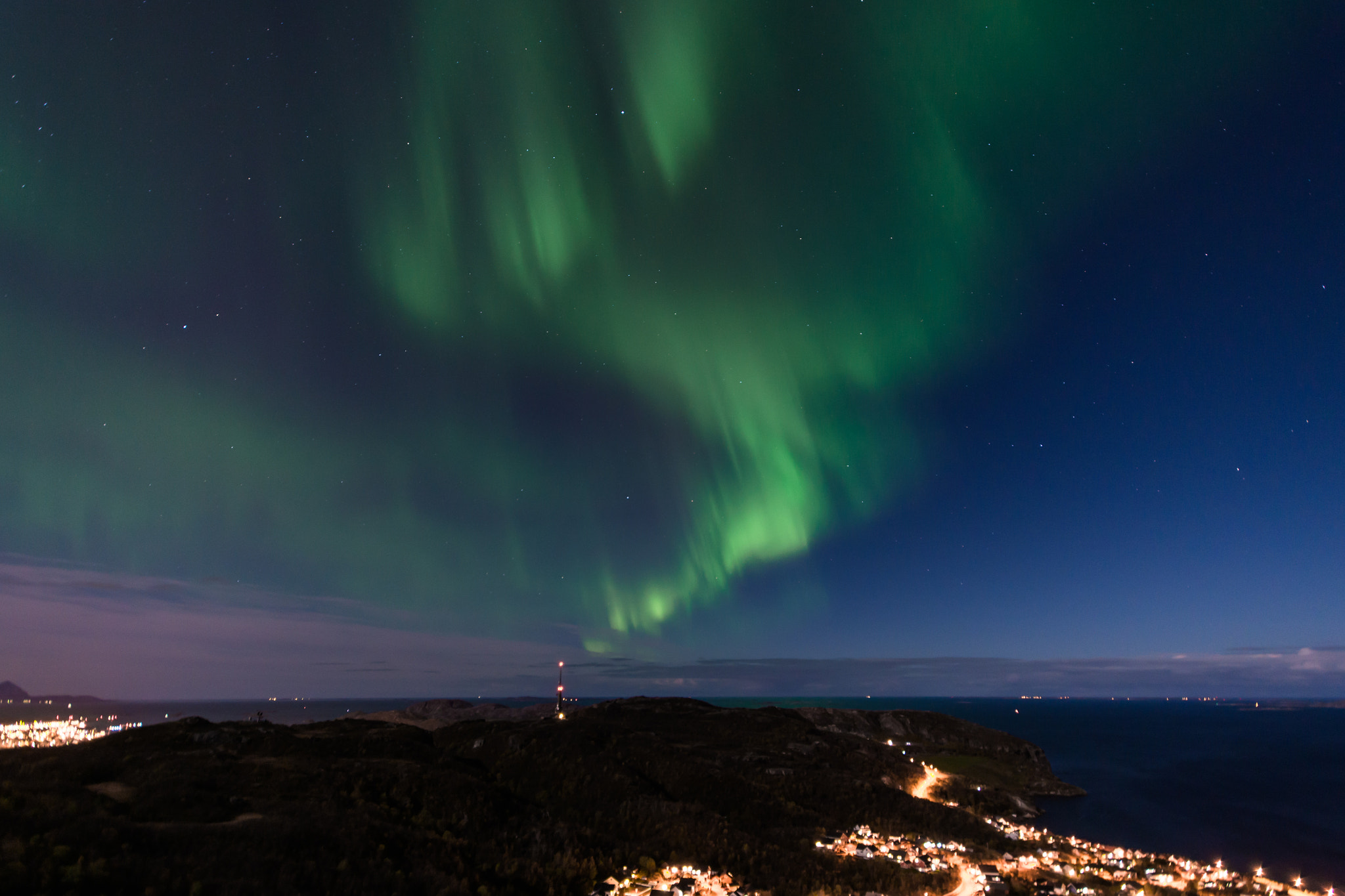 Sigma 10-20mm F4-5.6 EX DC HSM sample photo. Nordlys over bodø photography