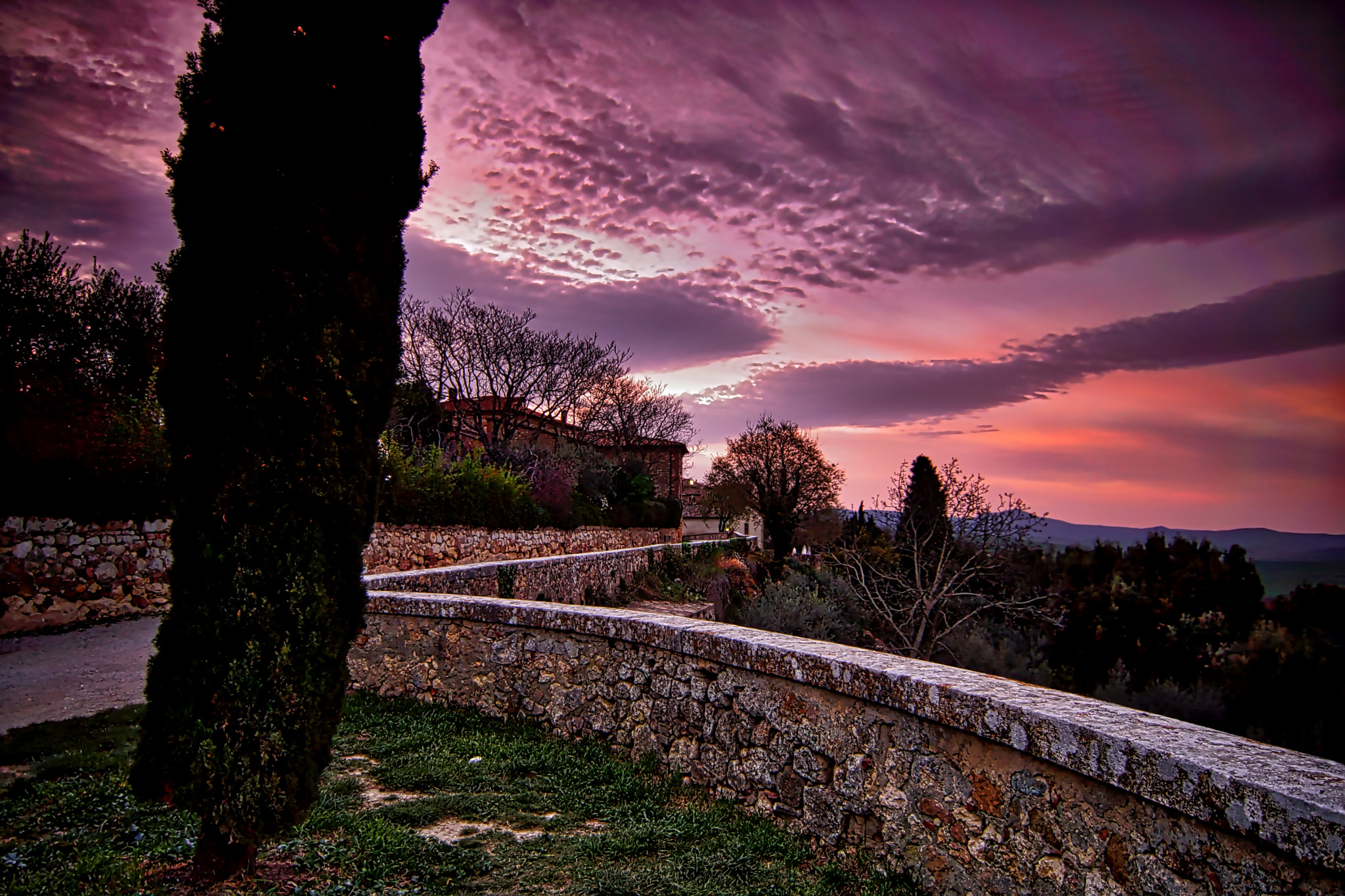Sony SLT-A65 (SLT-A65V) + 20mm F2.8 sample photo. Sunrise in pienza photography