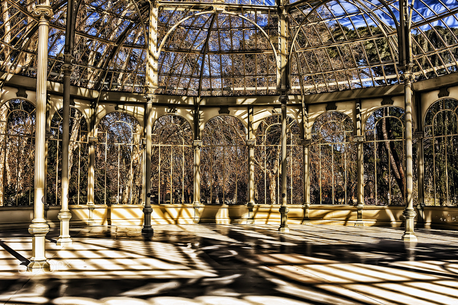 Canon EF 35-350mm F3.5-5.6L USM sample photo. En el palacio photography