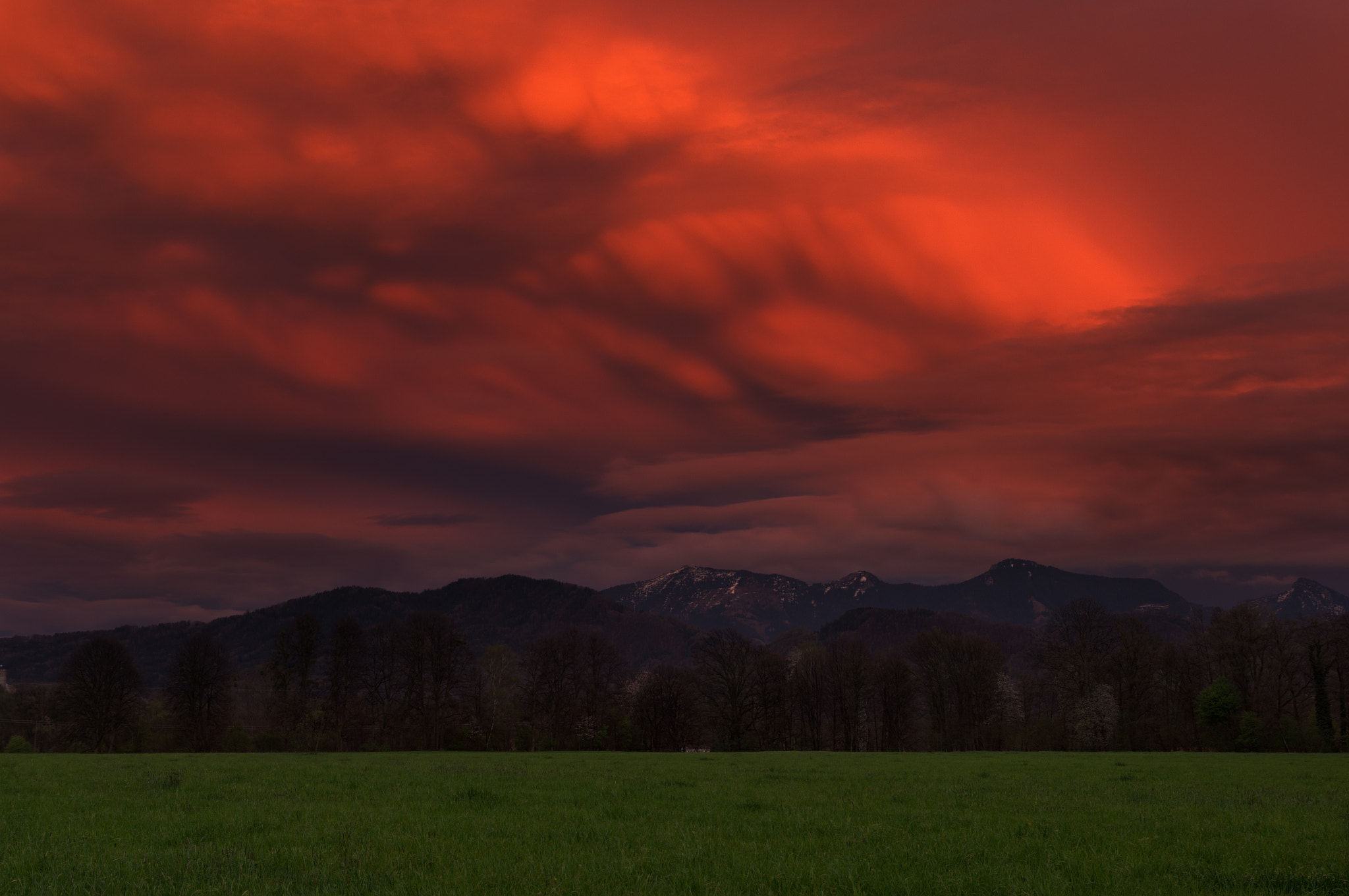 Sony SLT-A57 sample photo. Stormy sunset photography