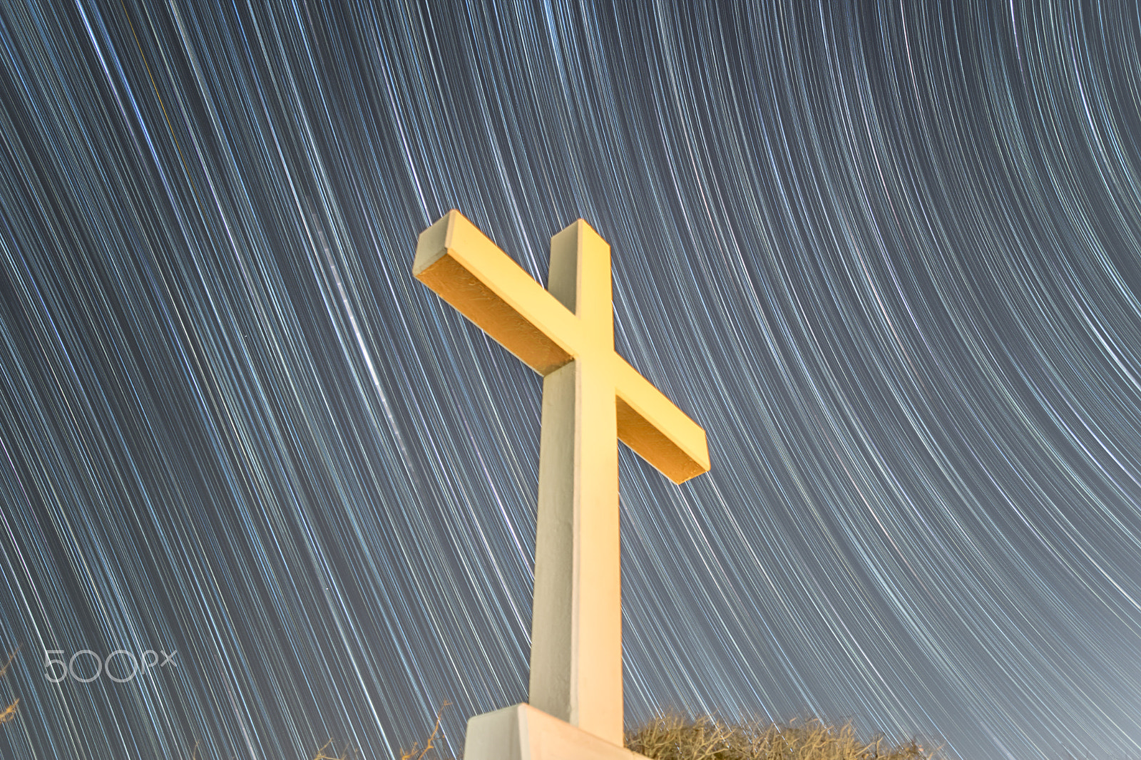 Nikon D5300 + Samyang 16mm F2 ED AS UMC CS sample photo. Pensacola beach cross star trails photography