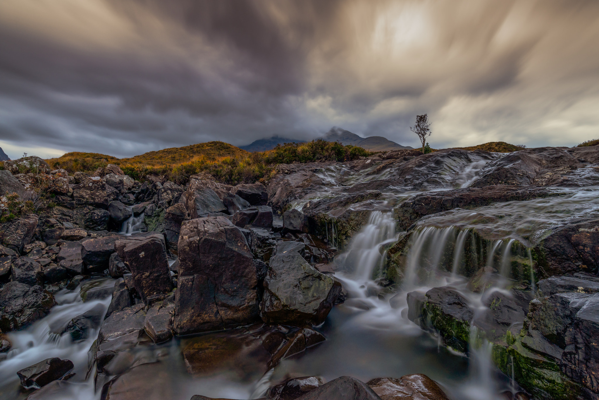 Nikon AF-S Nikkor 18-35mm F3.5-4.5G ED sample photo. Sligachan,  isle of skye. scotland. photography