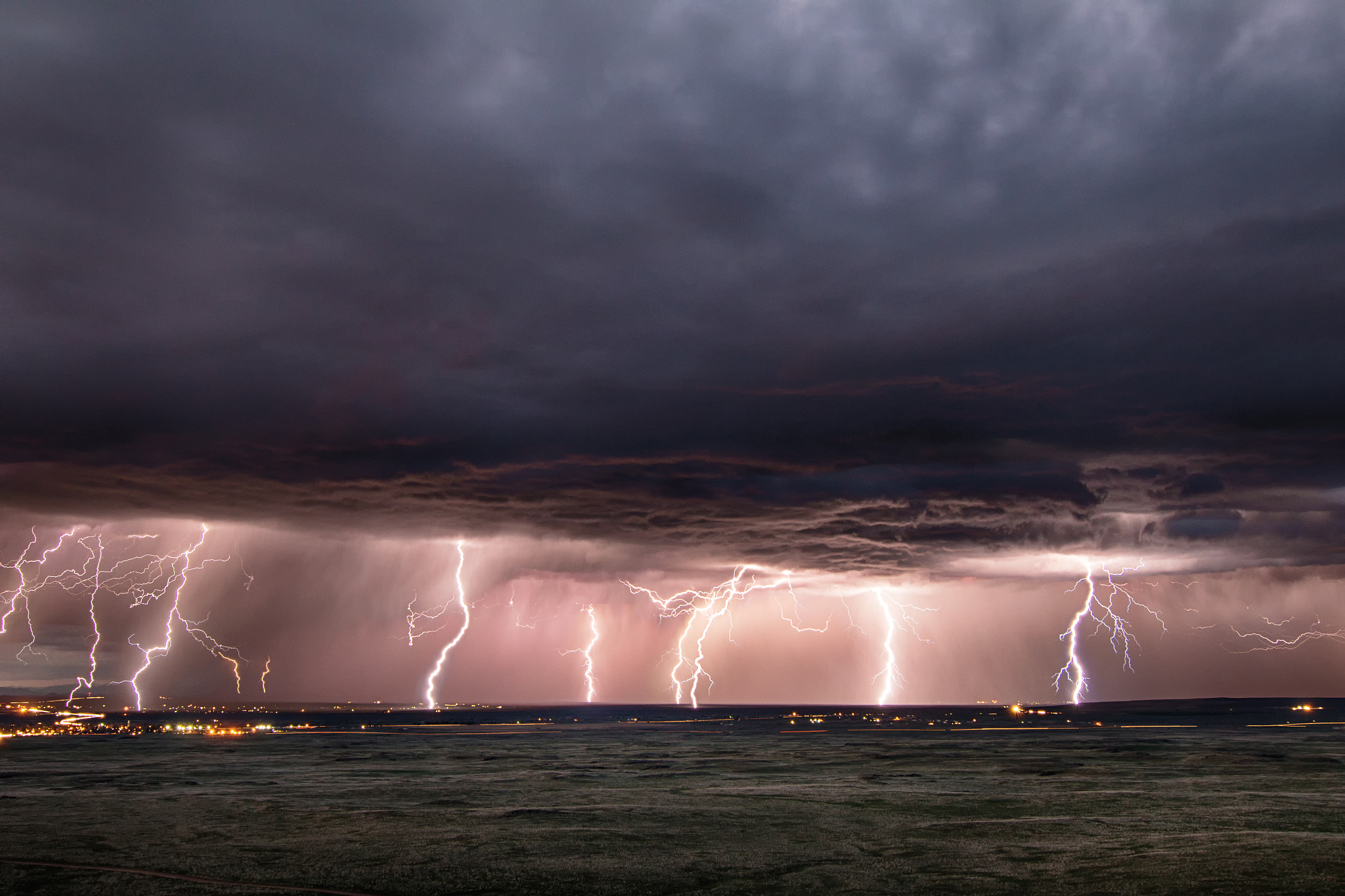 Tokina AT-X Pro 12-24mm F4 (IF) DX sample photo. Shoshone light show photography