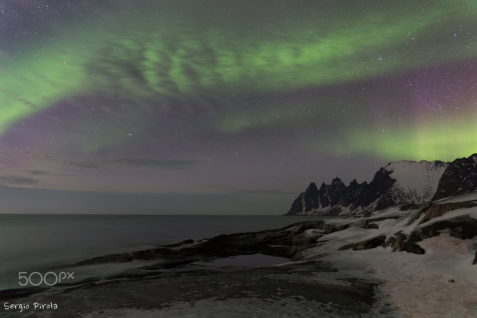 Sigma 24-70mm F2.8 EX DG Macro sample photo. Aurora borealis, tooth of the devil photography