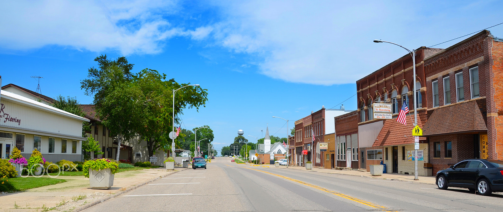 AF-S Zoom-Nikkor 80-200mm f/2.8D IF-ED sample photo. Any town, usa photography