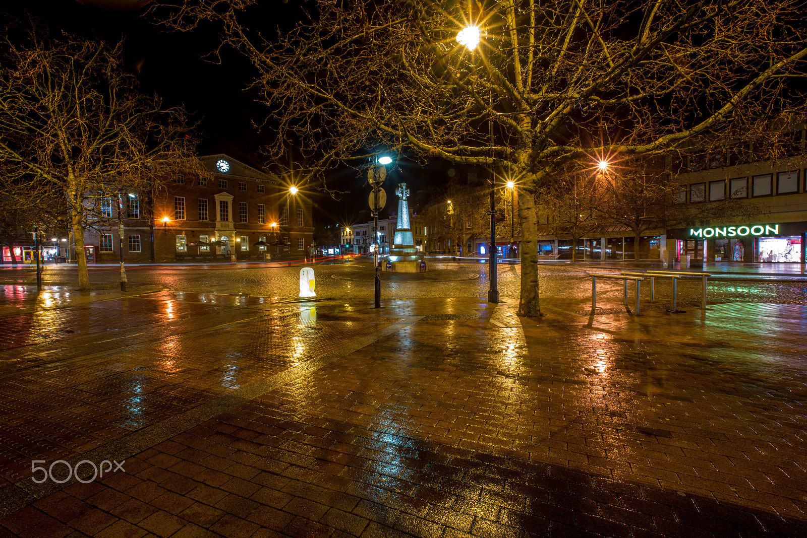 Sigma 14mm F2.8 EX Aspherical HSM sample photo. Taunton town centre photography