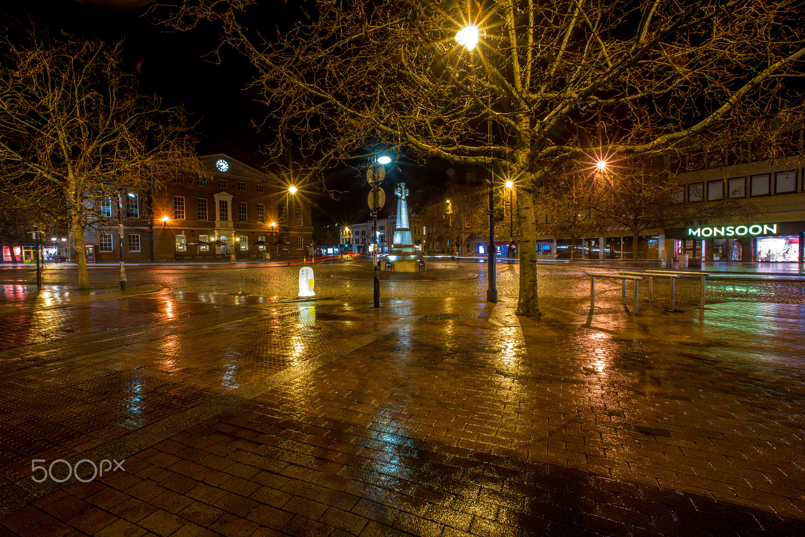 Nikon D800 + Sigma 14mm F2.8 EX Aspherical HSM sample photo. Taunton town centre photography