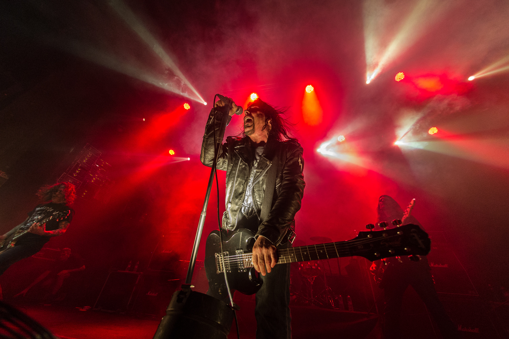 Nikon D3S + Nikon AF Fisheye-Nikkor 16mm F2.8D sample photo. Dave wyndorf - monster magnet photography