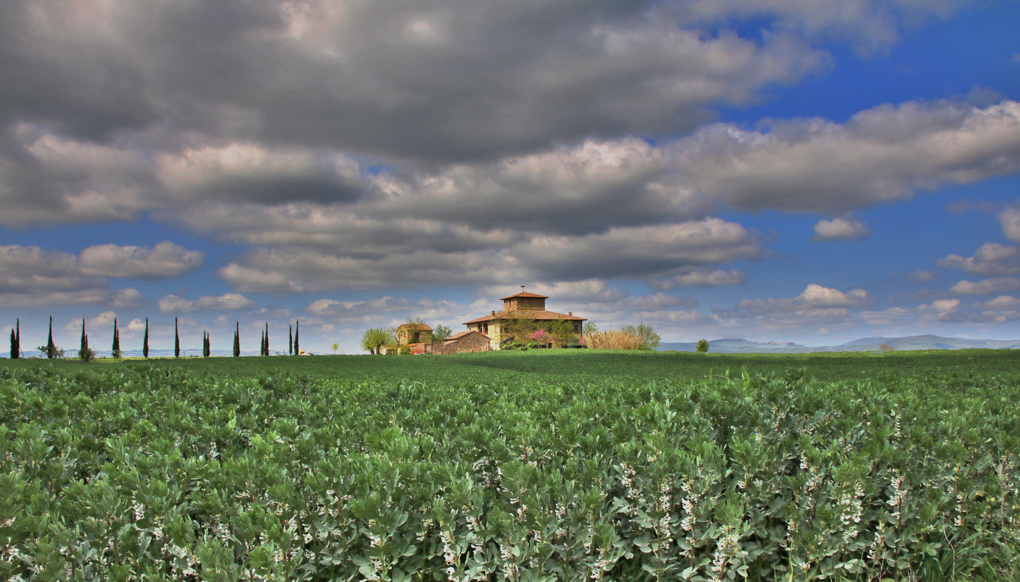 Canon EOS 760D (EOS Rebel T6s / EOS 8000D) sample photo. Casa in campagna photography