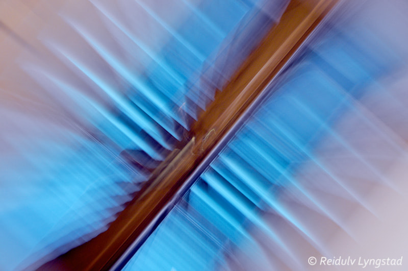 Nikon D300 + Tamron AF 18-270mm F3.5-6.3 Di II VC LD Aspherical (IF) MACRO sample photo. Window abstraction photography