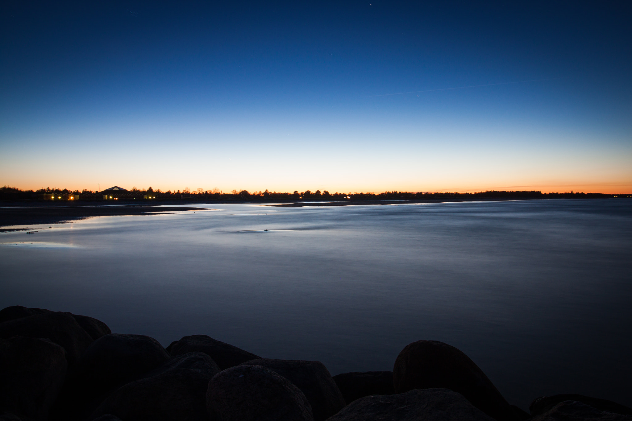 Canon EF-S 10-18mm F4.5–5.6 IS STM sample photo. Colorfull sunset tide photography