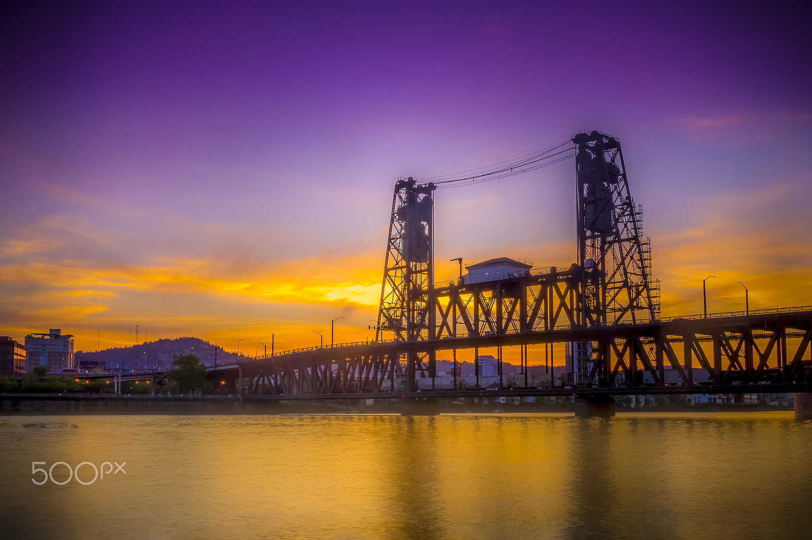 Sony DT 18-250mm F3.5-6.3 sample photo. Sunset and steel photography