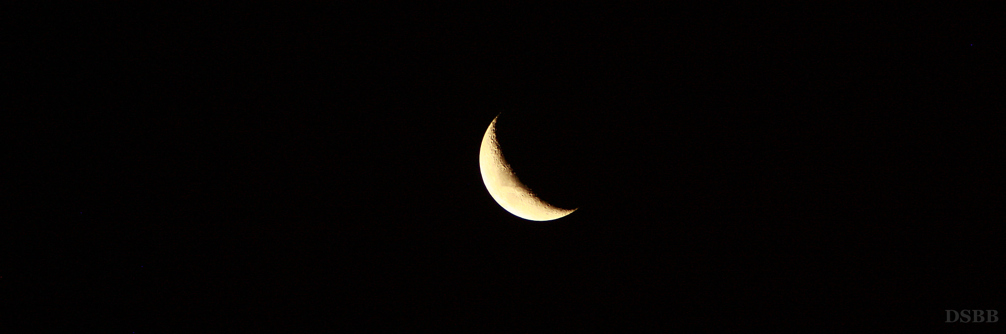 Canon EF 75-300mm f/4-5.6 USM sample photo. The moon photography