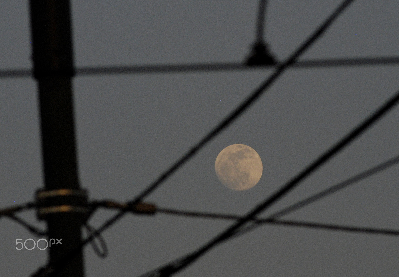 Nikon D80 + AF Nikkor 180mm f/2.8 IF-ED sample photo. The moon photography