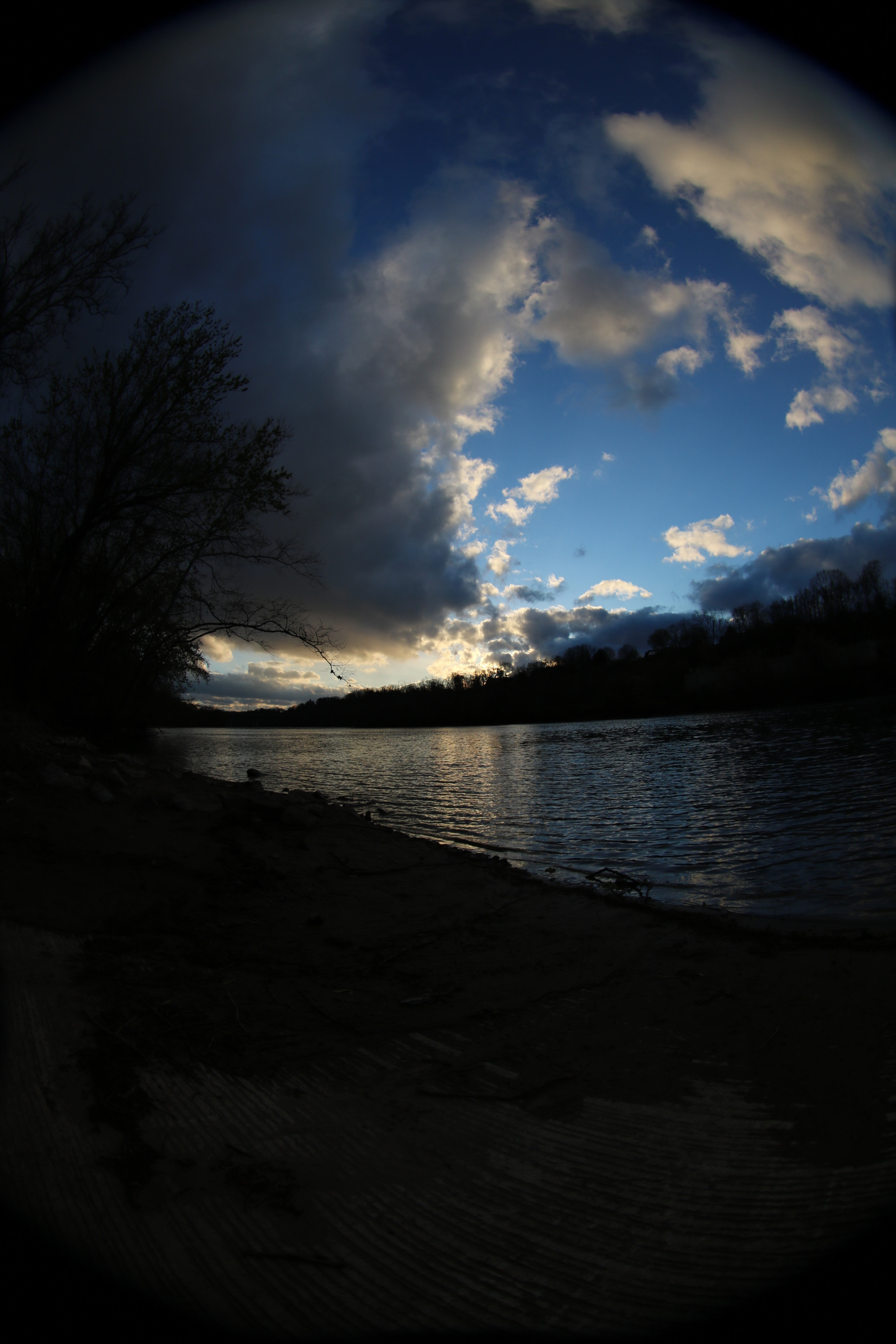 Canon EF 8-15mm F4L Fisheye USM sample photo. Blue skies sunset photography