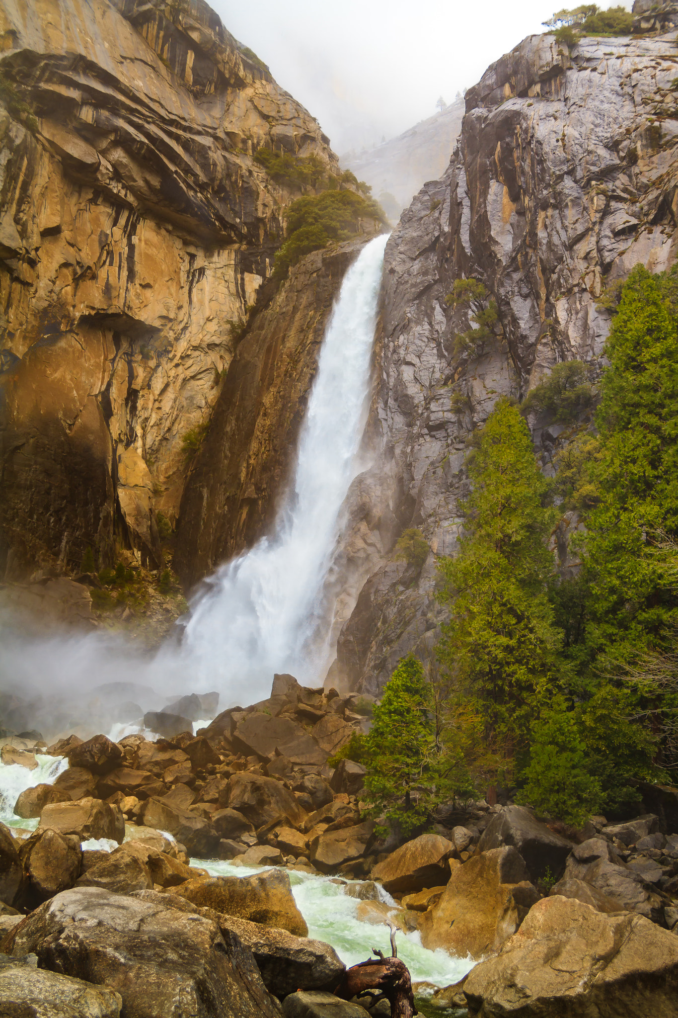 Canon EF-S 18-55mm F3.5-5.6 sample photo. Lower yosemite falls photography