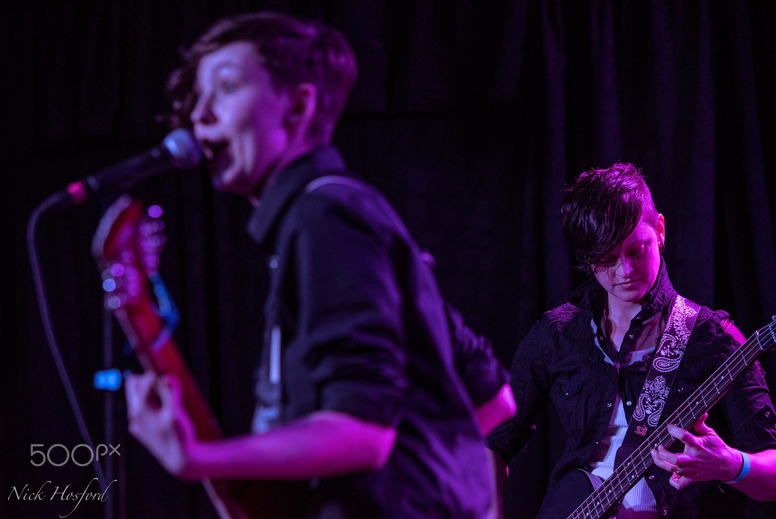 Sony a7S + Canon EF 70-200mm F2.8L IS USM sample photo. Lipstick jodi live photography