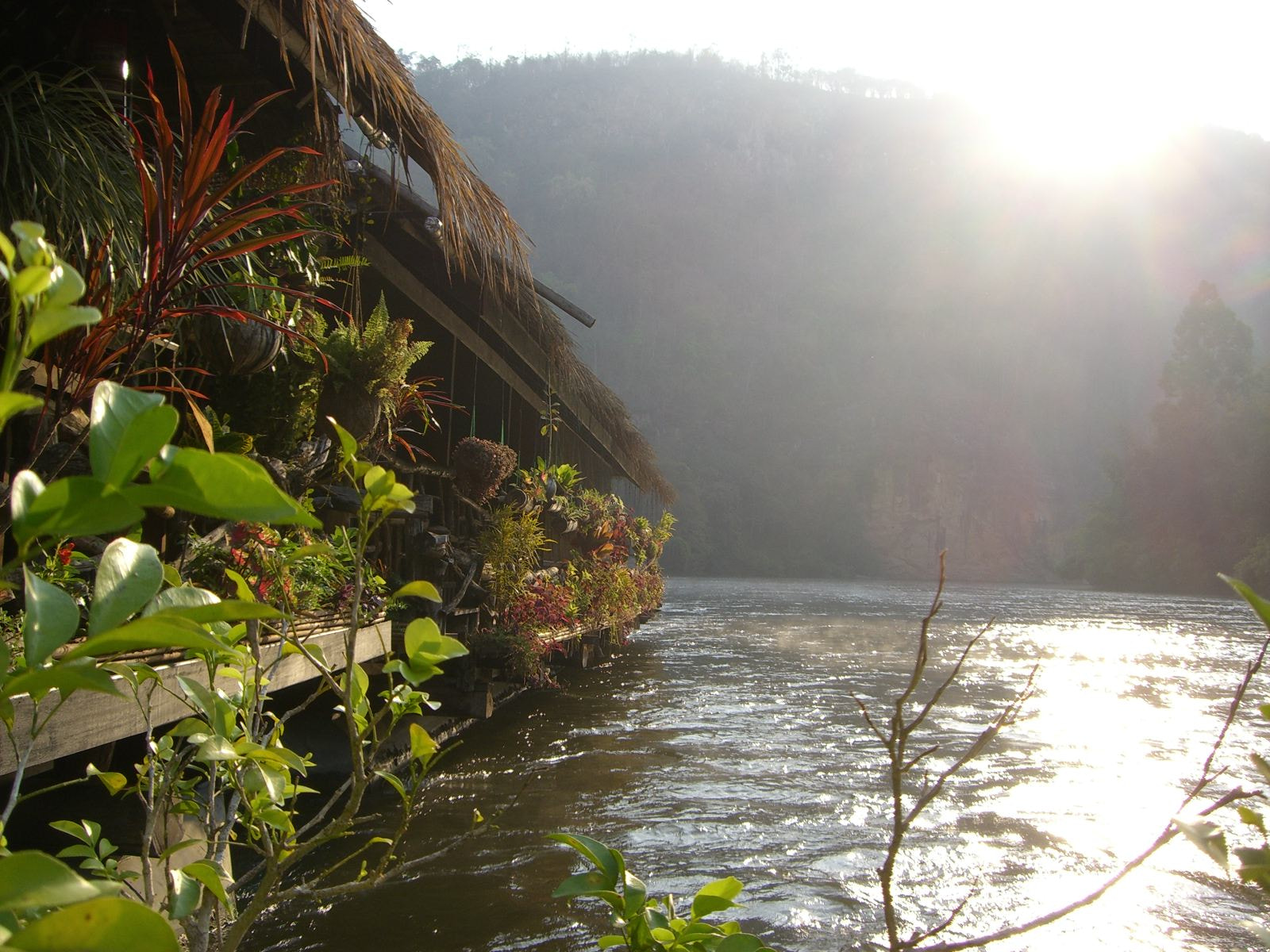 CASIO EX-S600 sample photo. Stayed on a raft house river kwai photography