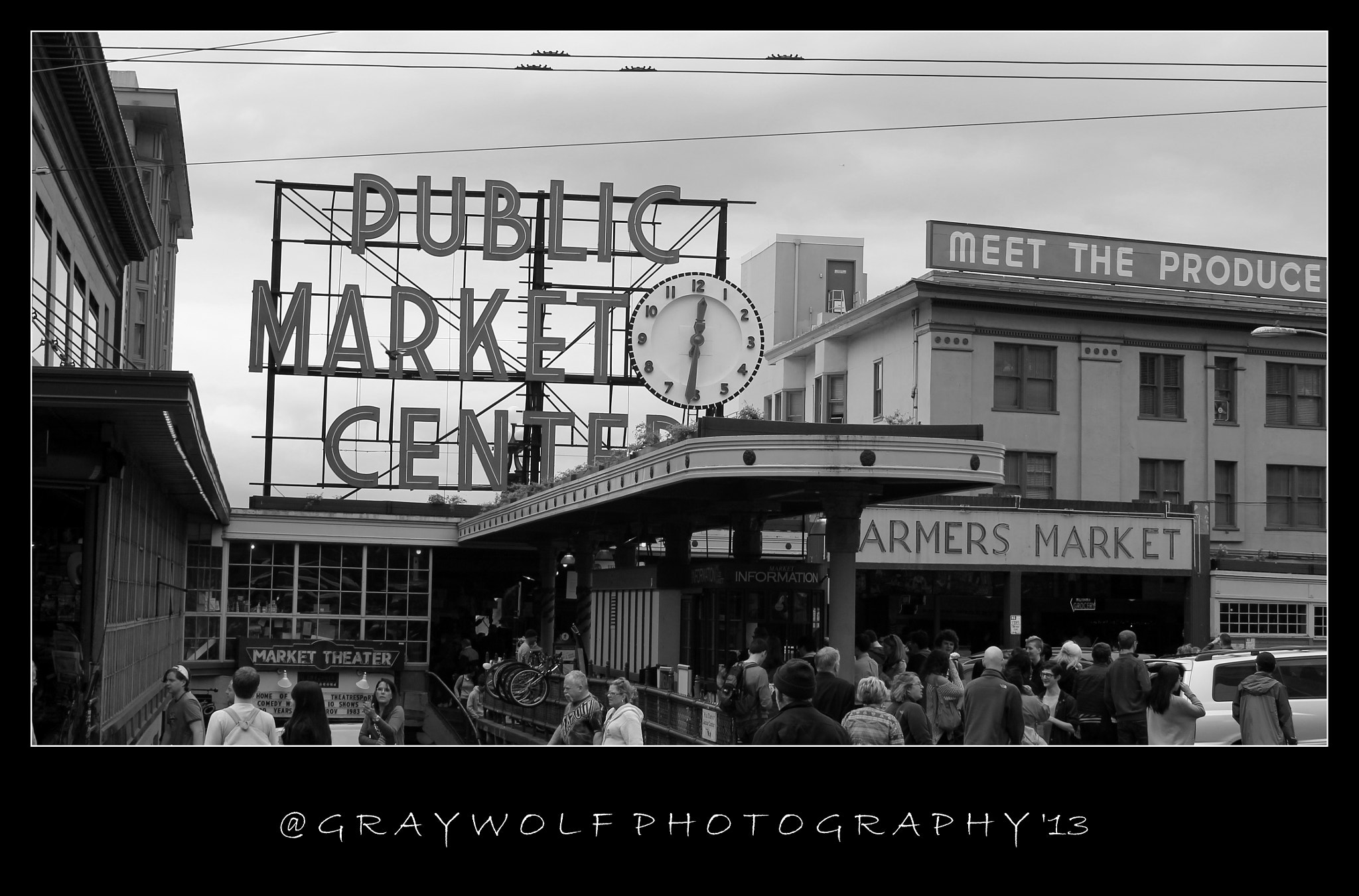 Canon EF 35-80mm f/4-5.6 sample photo. Market theater photography