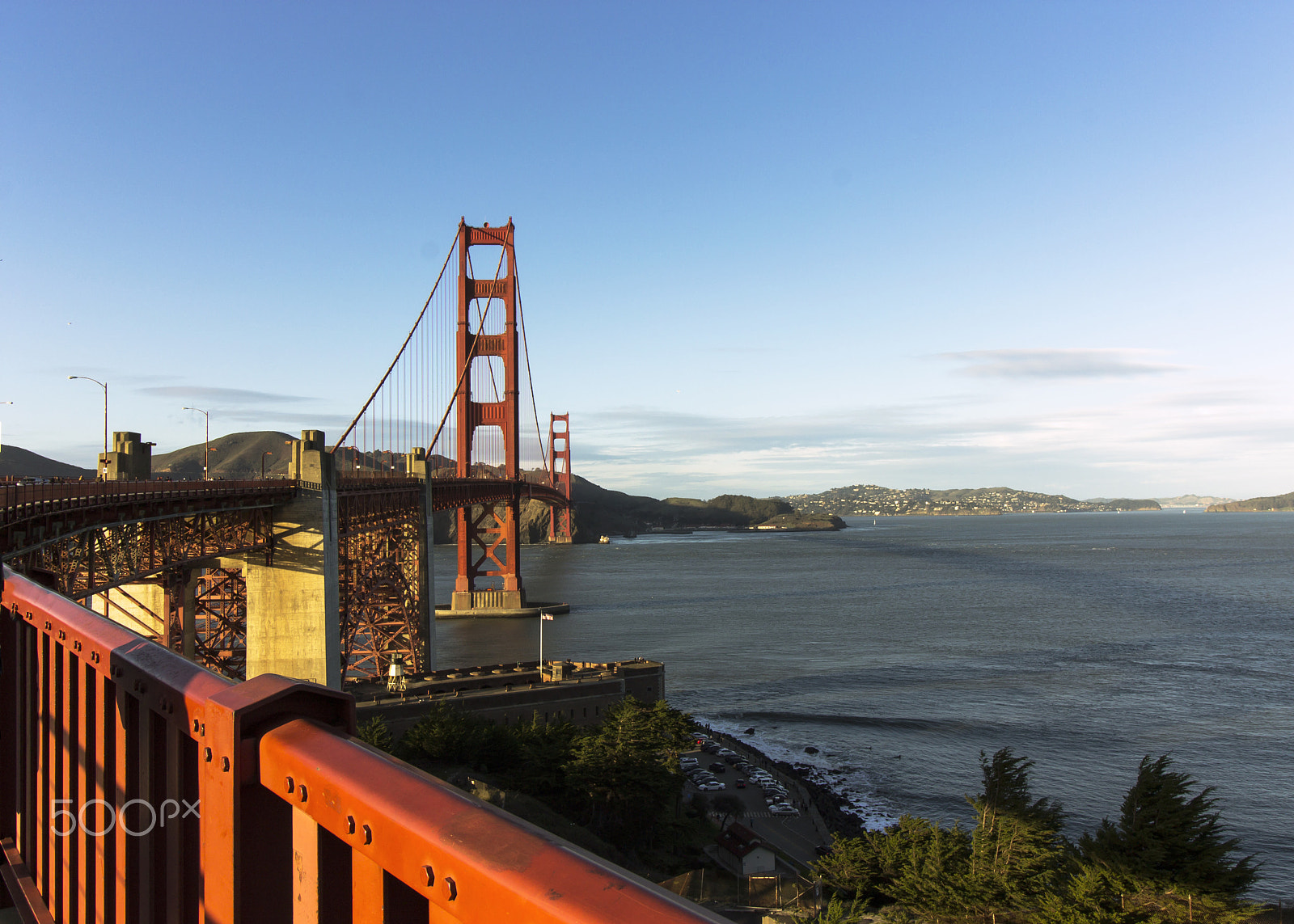 Canon EF-S 10-18mm F4.5–5.6 IS STM sample photo. Gate at sunset photography