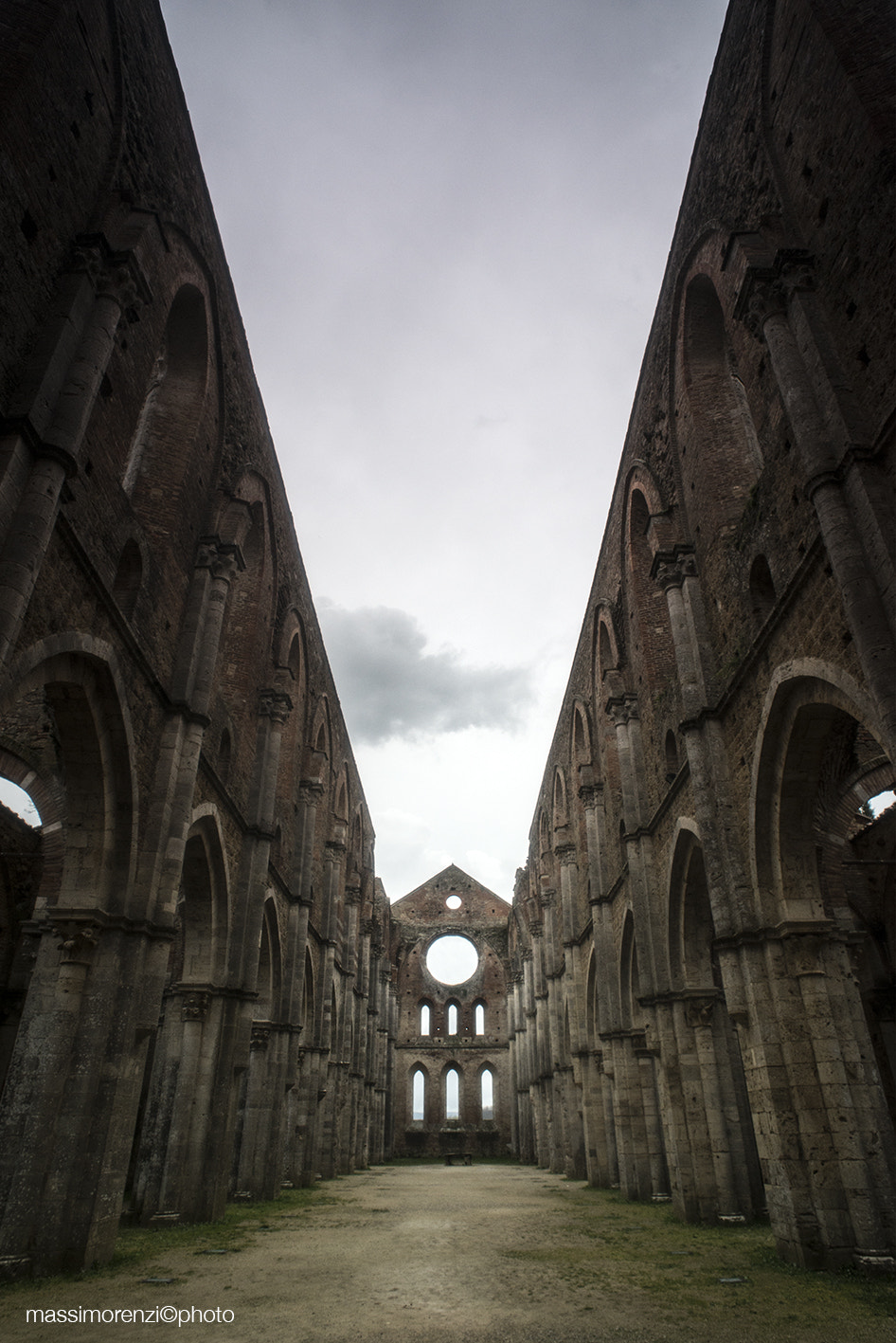 Nikon D800 + AF Nikkor 20mm f/2.8 sample photo. San galgano - toscana - italy photography