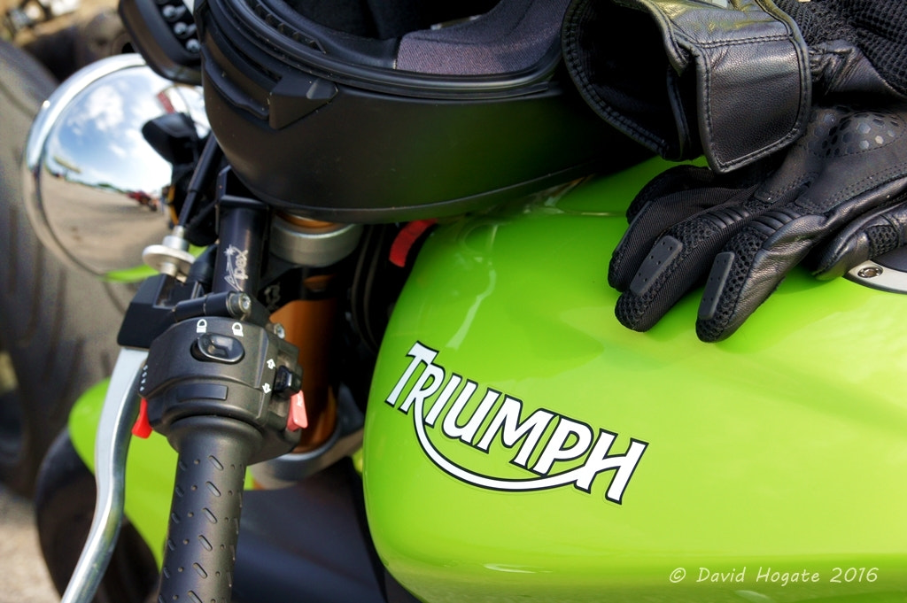 Sony DT 18-135mm F3.5-5.6 SAM sample photo. Triumph speed triple photography