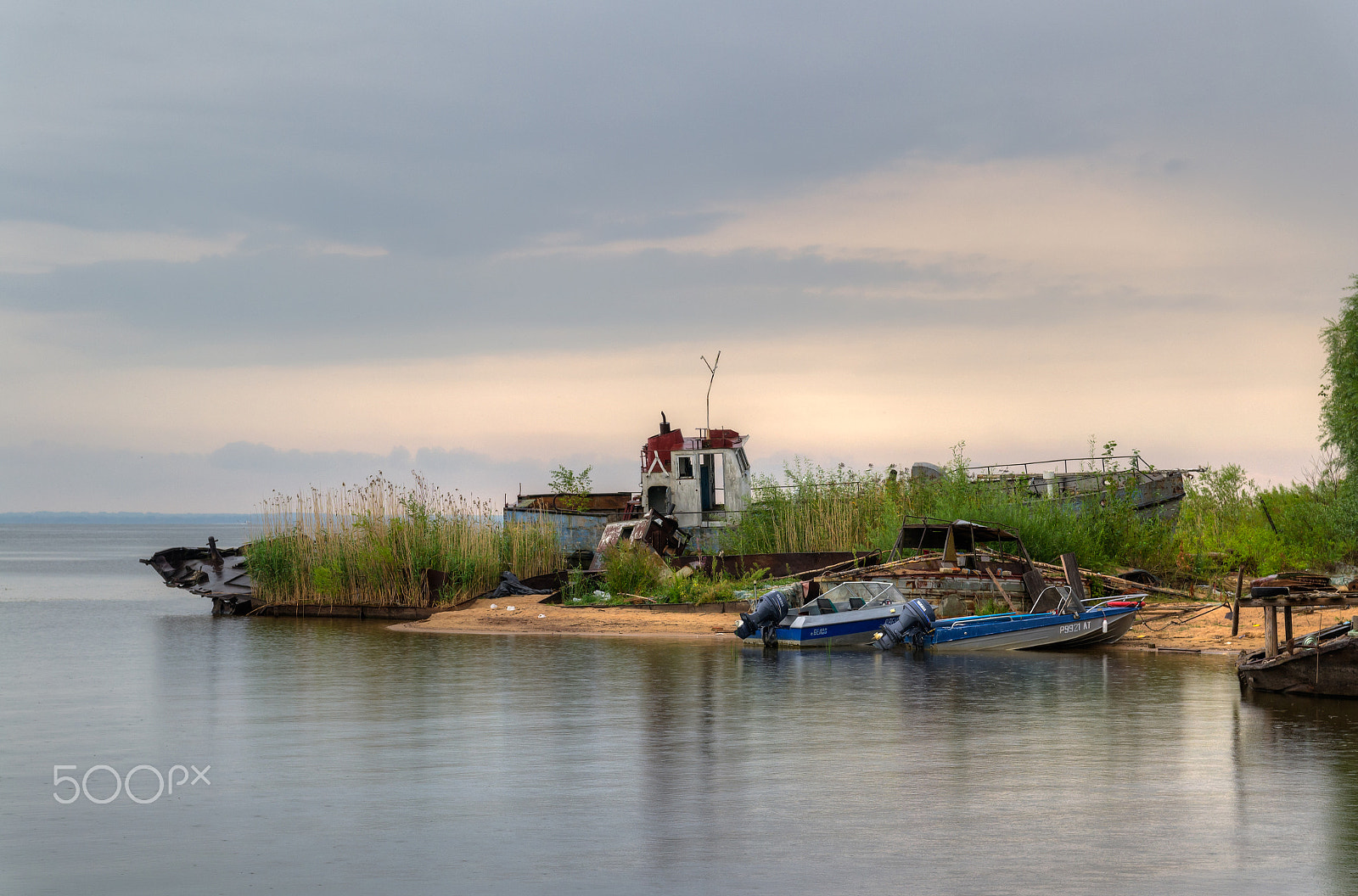 Sigma 17-70mm F2.8-4 DC Macro OS HSM | C sample photo. Island name belova photography