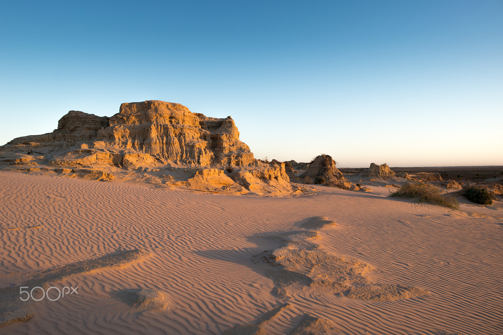 Samyang 12mm F2.8 ED AS NCS Fisheye sample photo. Walls of china at sunset, mungo national park nsw photography