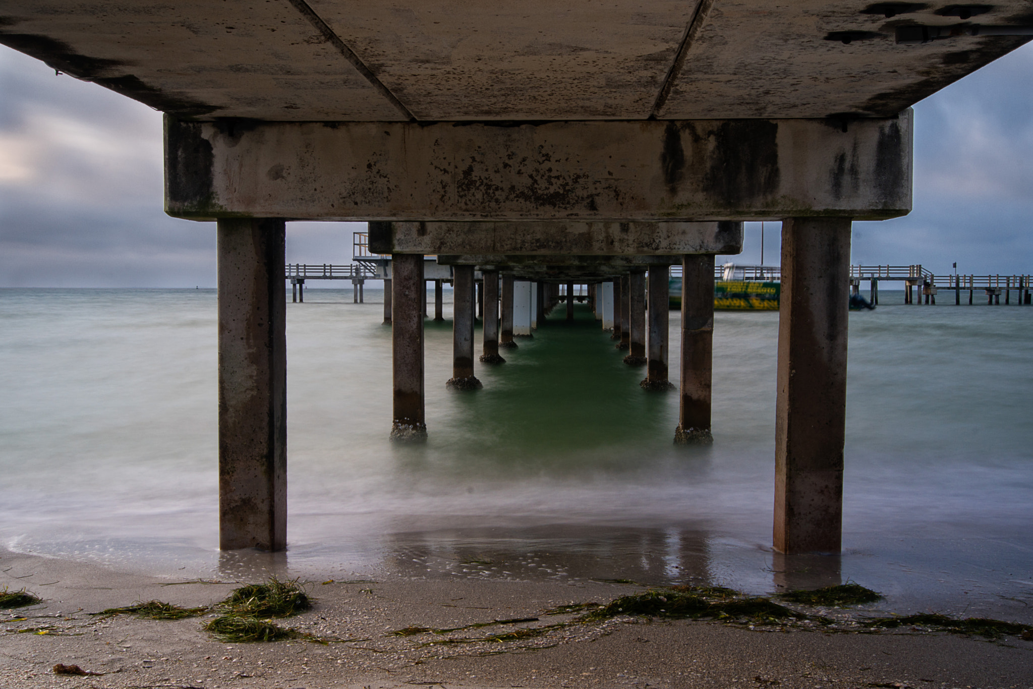 Sony a6300 + Sony DT 18-55mm F3.5-5.6 SAM sample photo. Pier photography