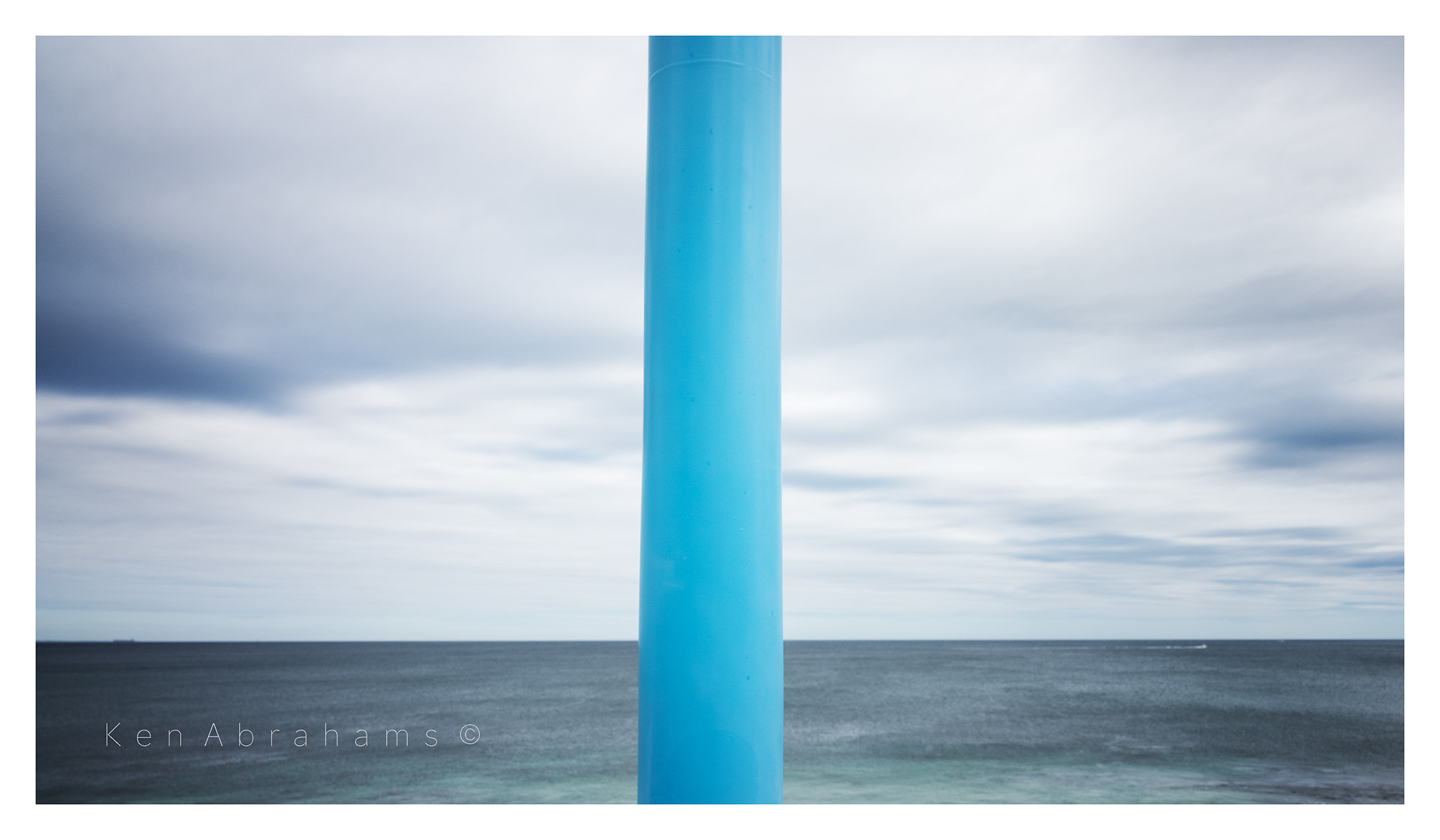 Leica Super-Elmar-M 21mm F3.4 ASPH sample photo. Le bleu pole photography