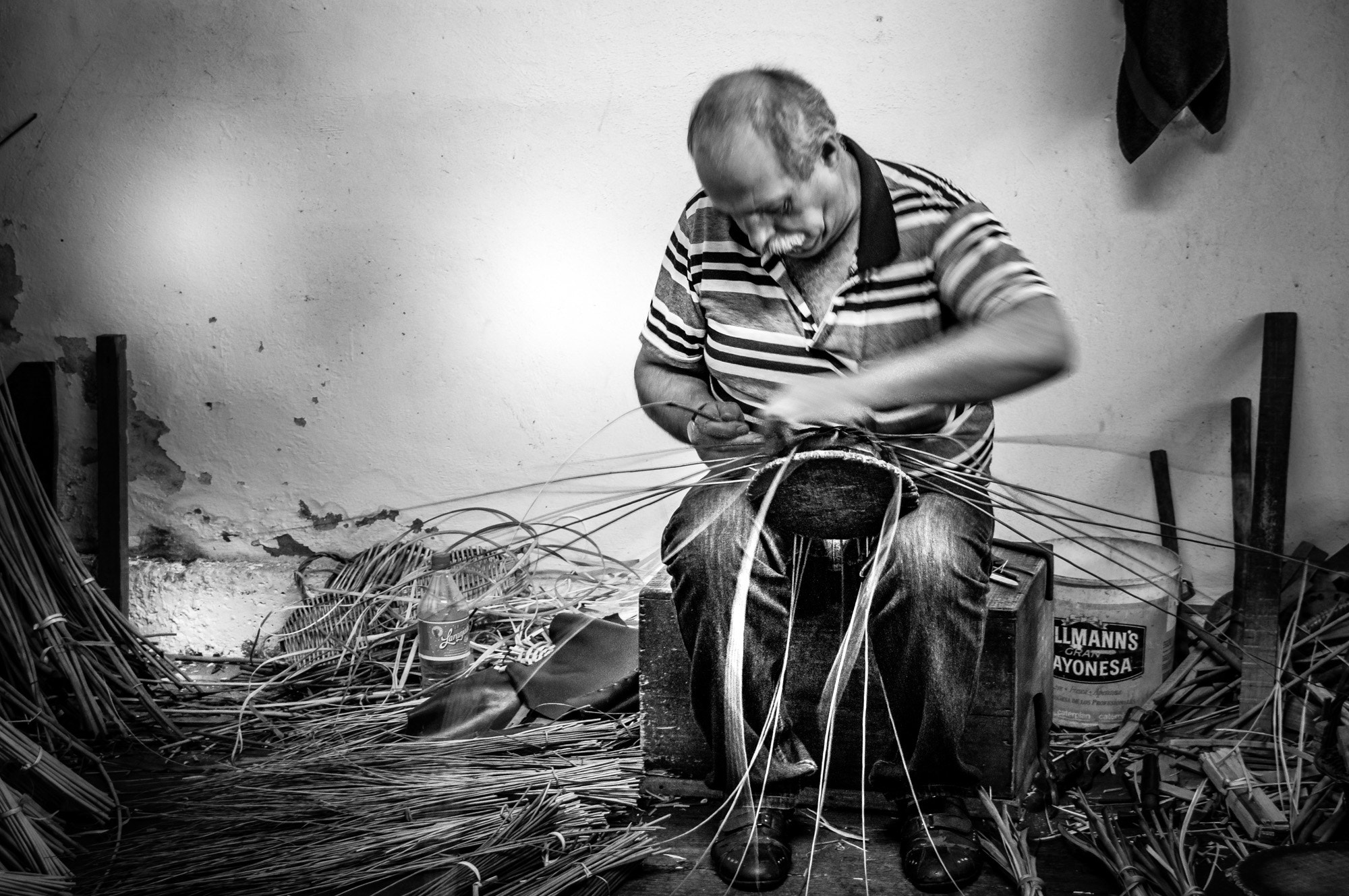 Sony SLT-A57 + Tamron AF 28-105mm F4-5.6 [IF] sample photo. The basket maker of camacha photography