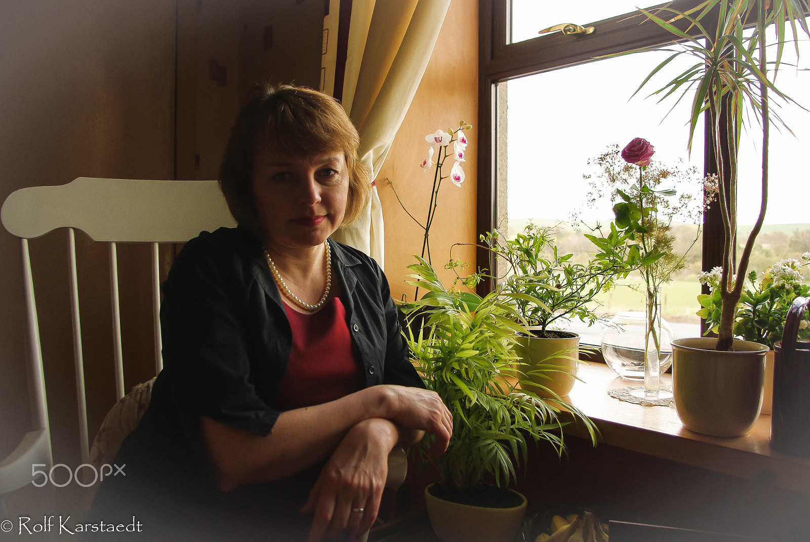Pentax K-m (K2000) sample photo. R karstaedt portrait in front of window photography