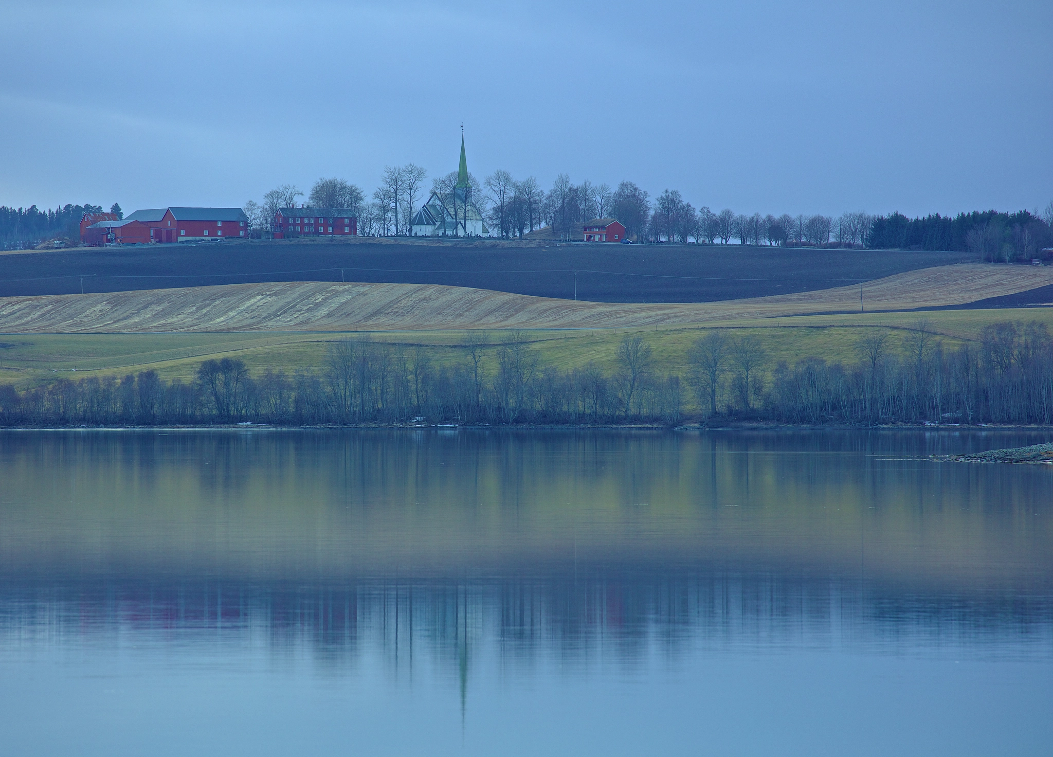 Canon EF 70-300mm F4-5.6L IS USM sample photo. The green tower photography