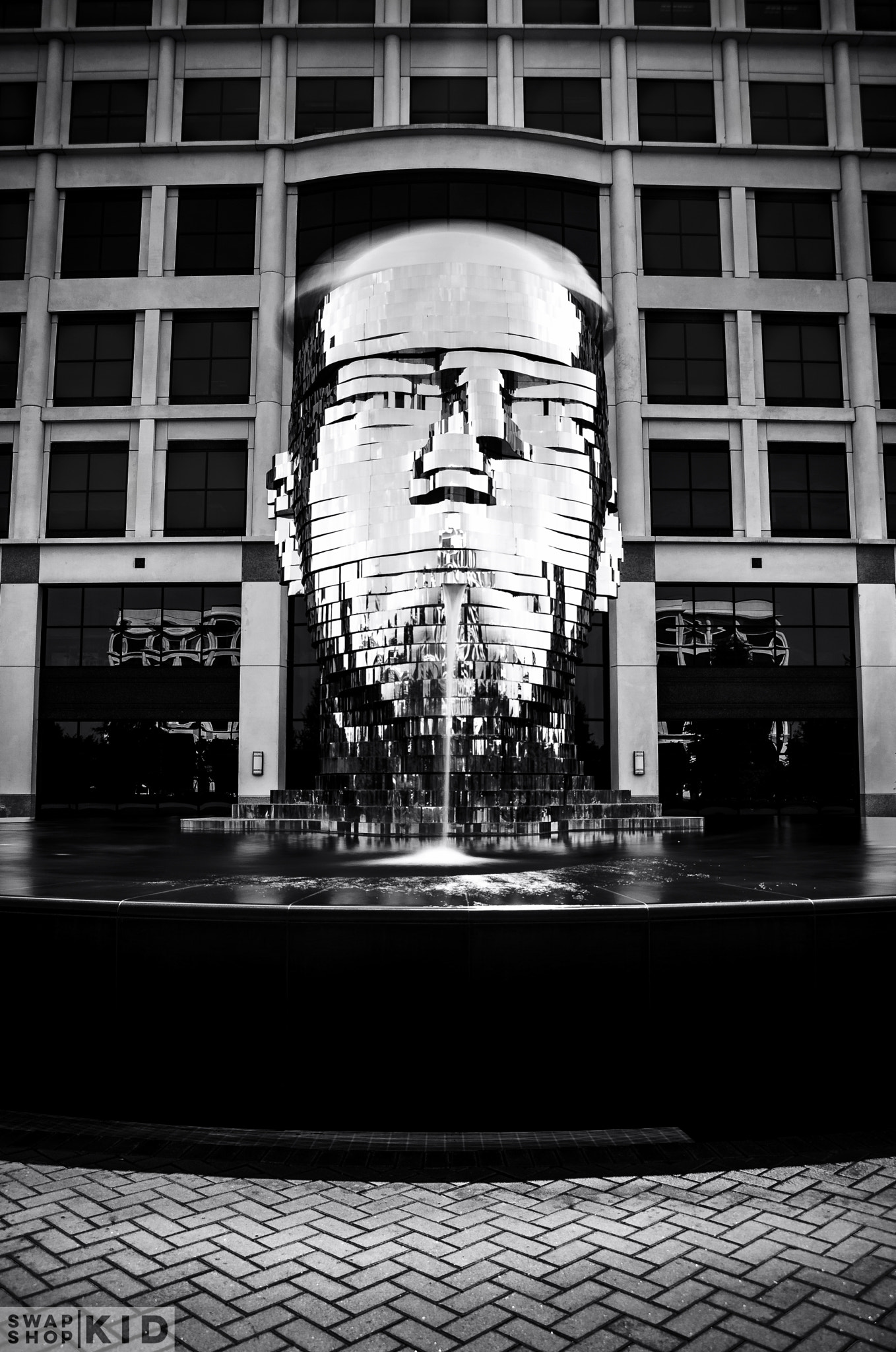 AF Zoom-Nikkor 28-70mm f/3.5-4.5D sample photo. Metalmorphosis photography