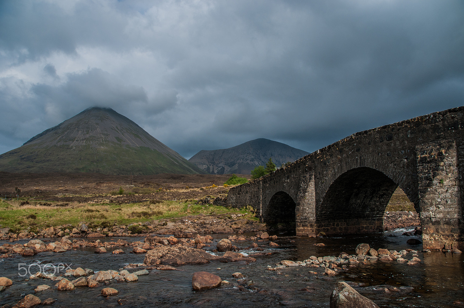 Nikon D300 + Sigma 18-200mm F3.5-6.3 DC sample photo. The old bridge photography