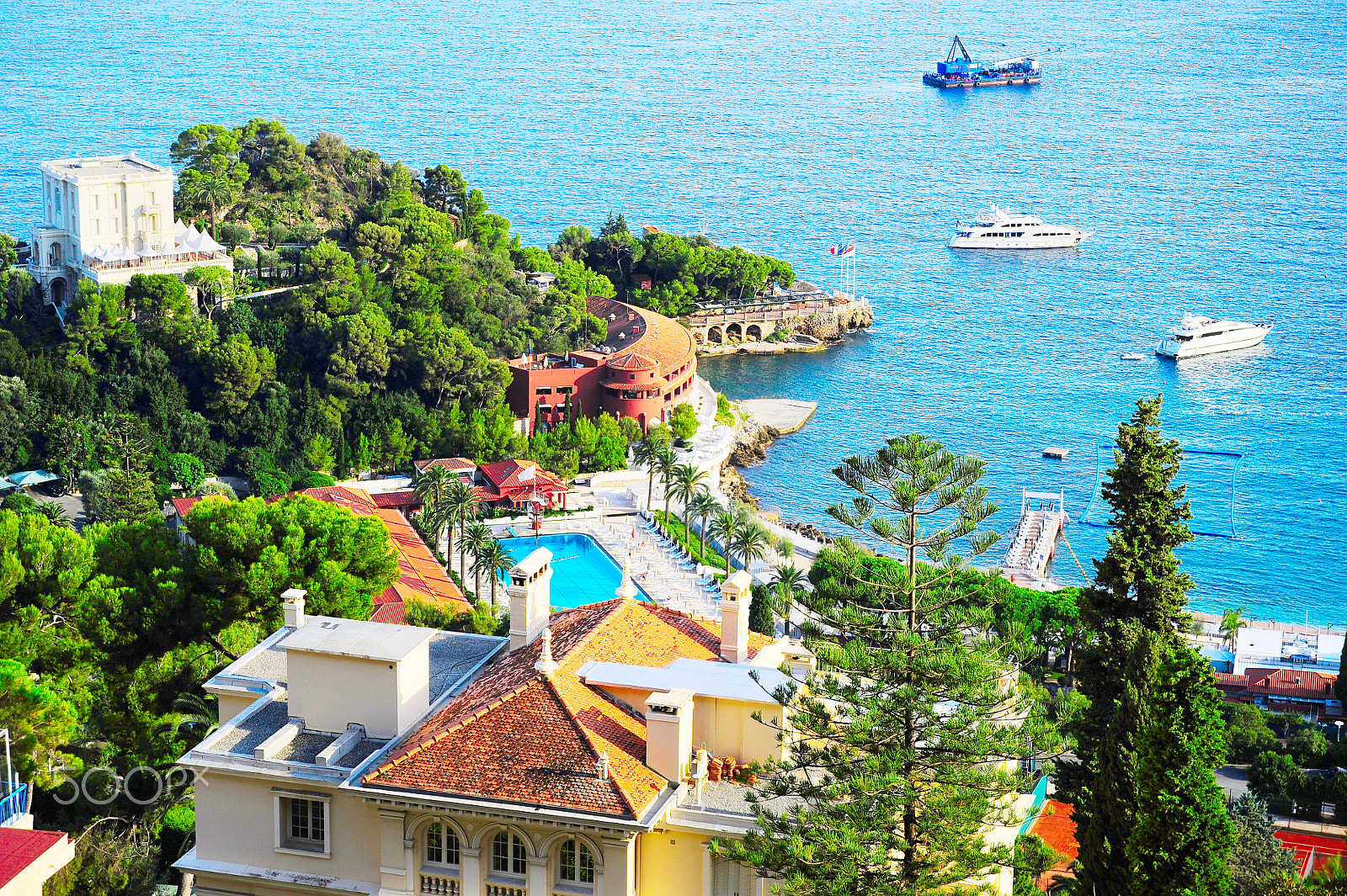 AF Zoom-Nikkor 28-80mm f/3.3-5.6G sample photo. Luxury resort photography