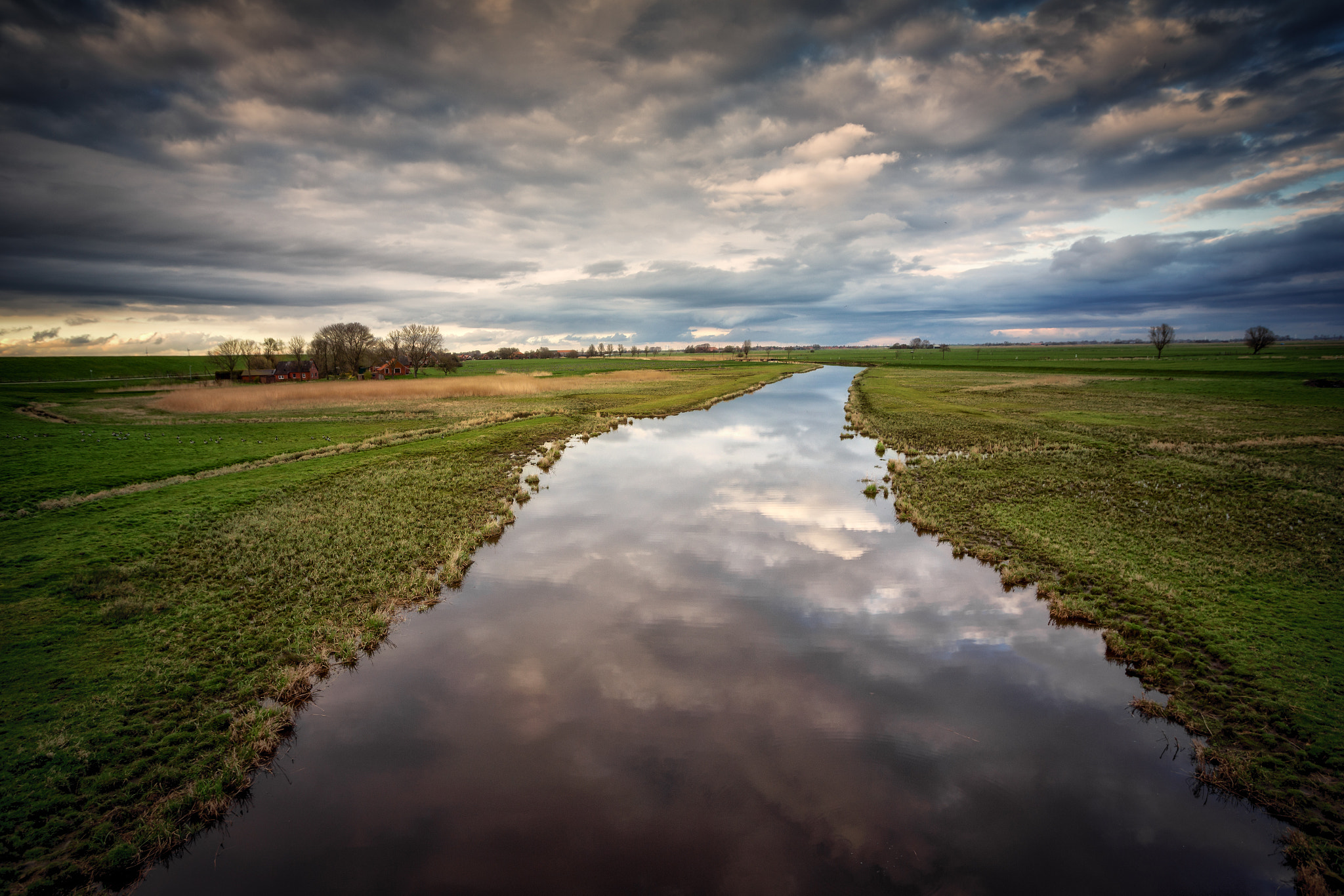 Sigma 15-30mm f/3.5-4.5 EX DG Aspherical sample photo. Flat land photography
