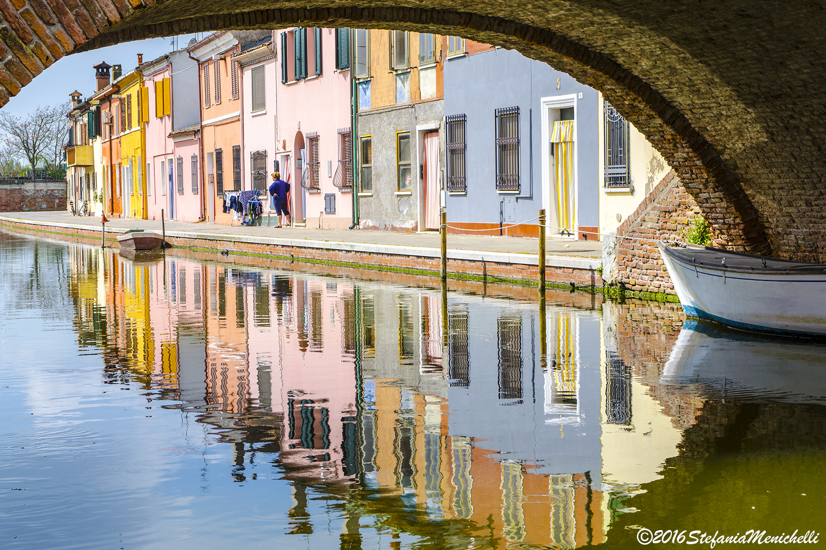 Sigma 17-70mm F2.8-4 DC Macro OS HSM | C sample photo. Riflessi photography