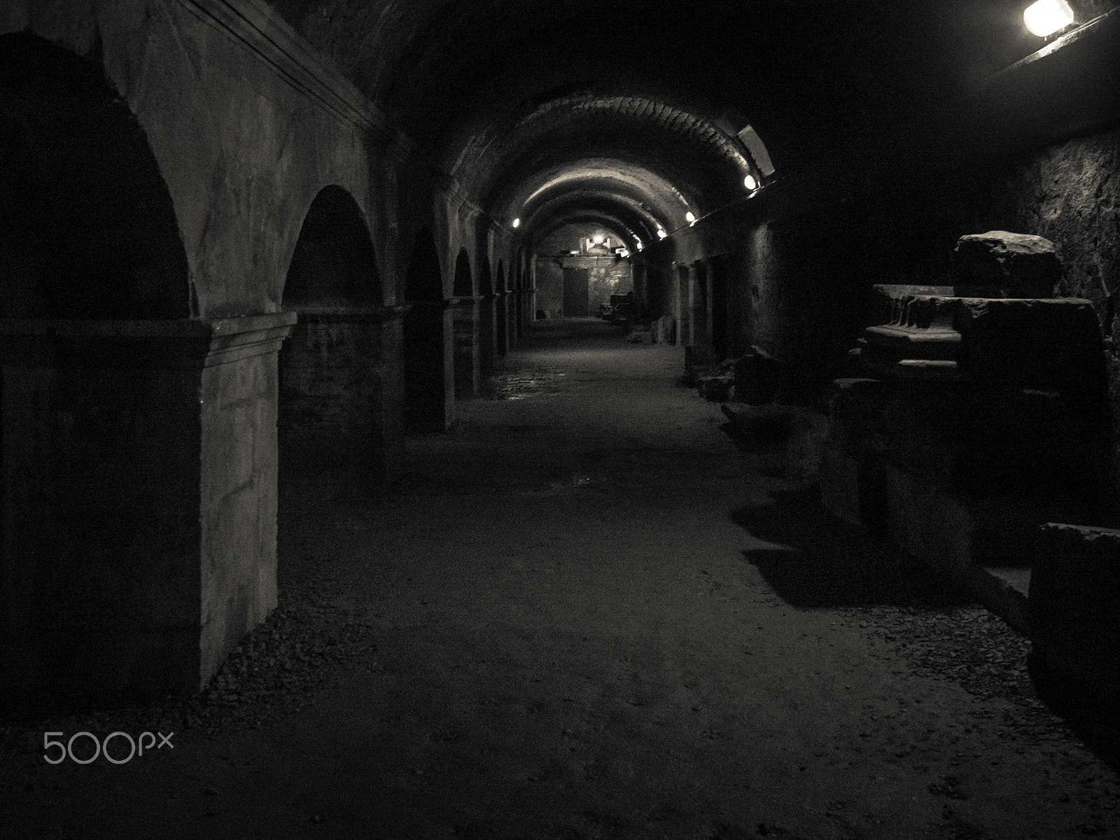 Olympus PEN E-PL5 + Panasonic Lumix G 20mm F1.7 ASPH sample photo. Souterrain arles photography