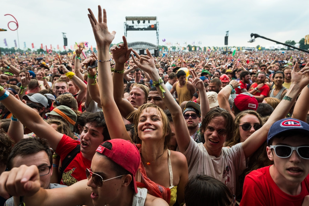 Crowd by Matt Forsythe on 500px.com