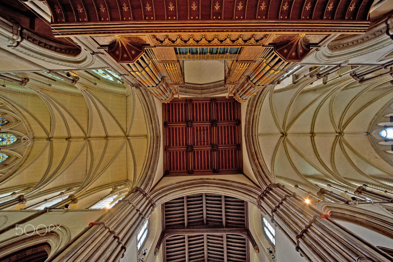 Sigma 12-24mm F4.5-5.6 EX DG Aspherical HSM sample photo. Crossing roof photography