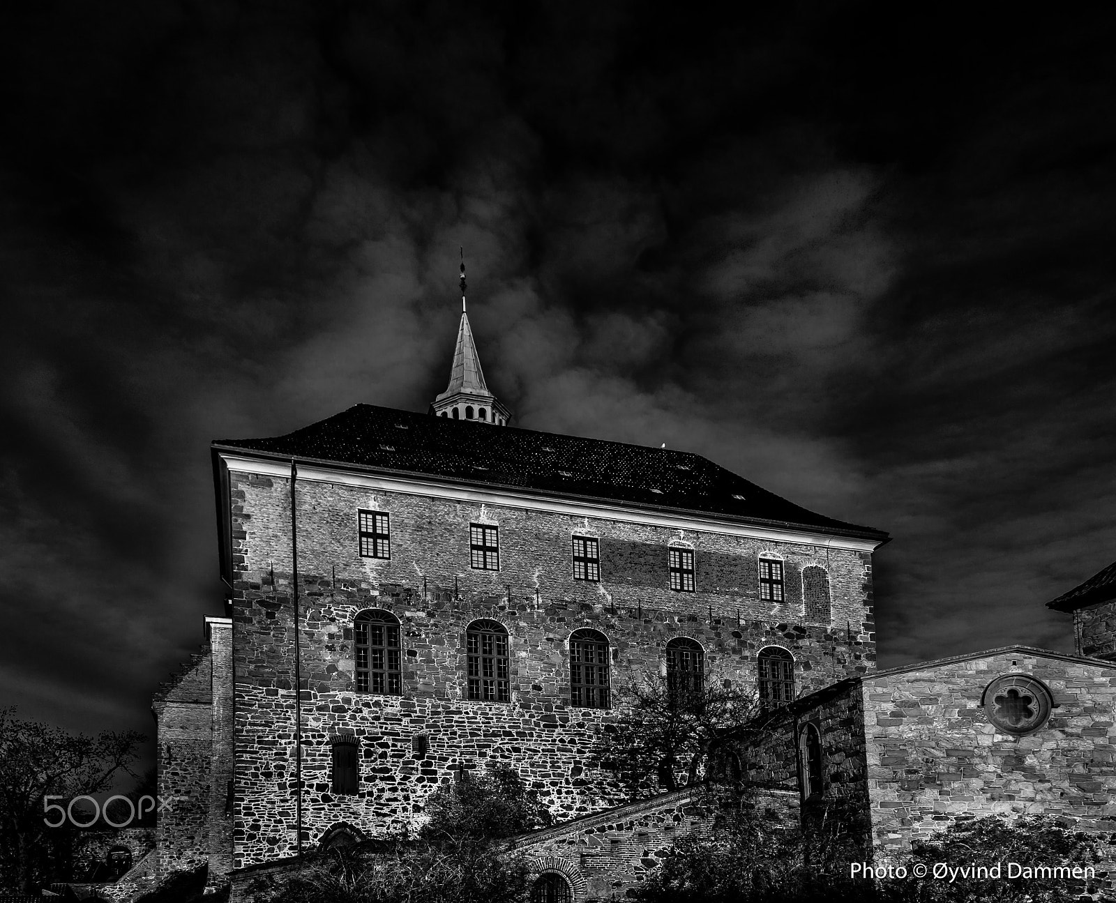 Canon EOS 450D (EOS Rebel XSi / EOS Kiss X2) sample photo. Akershus castle photography