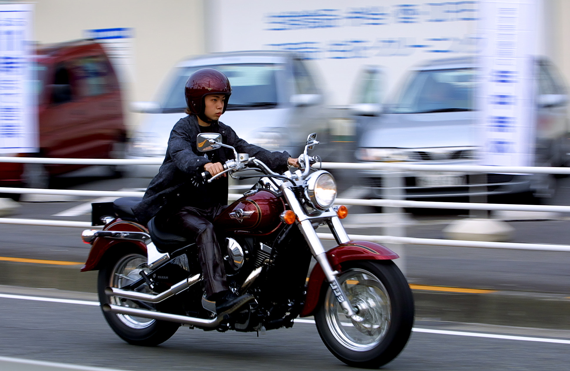 Canon EOS D30 sample photo. Panning shot photography
