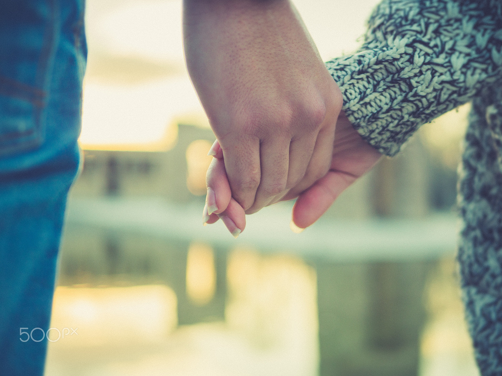 Panasonic Lumix DMC-GH3 + LUMIX G 25/F1.7 sample photo. Hands of love photography