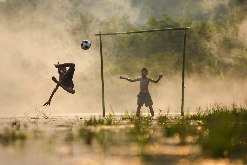 Euro 2016 by Saravut Whanset / 500px