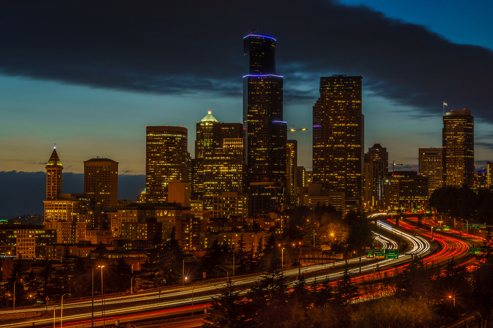 Sony a6000 + Sony FE 24-240mm F3.5-6.3 OSS sample photo. Seattle from the 12th ave bridge photography